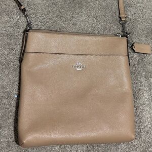 Coach Kitt Messenger Crossbody 26 Purse